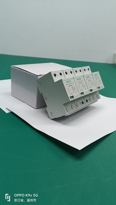 BR-50GR 4P ป้องกันไฟฟ้าแบบ Ac เครื่องป้องกันกระแสไฟชนิด 1 Spd spd t1 t2